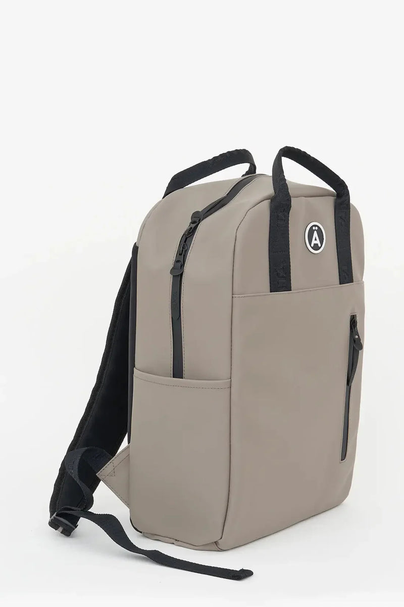 Tantä. Waterproof backpacks for women and men – Tantä Rainwear
