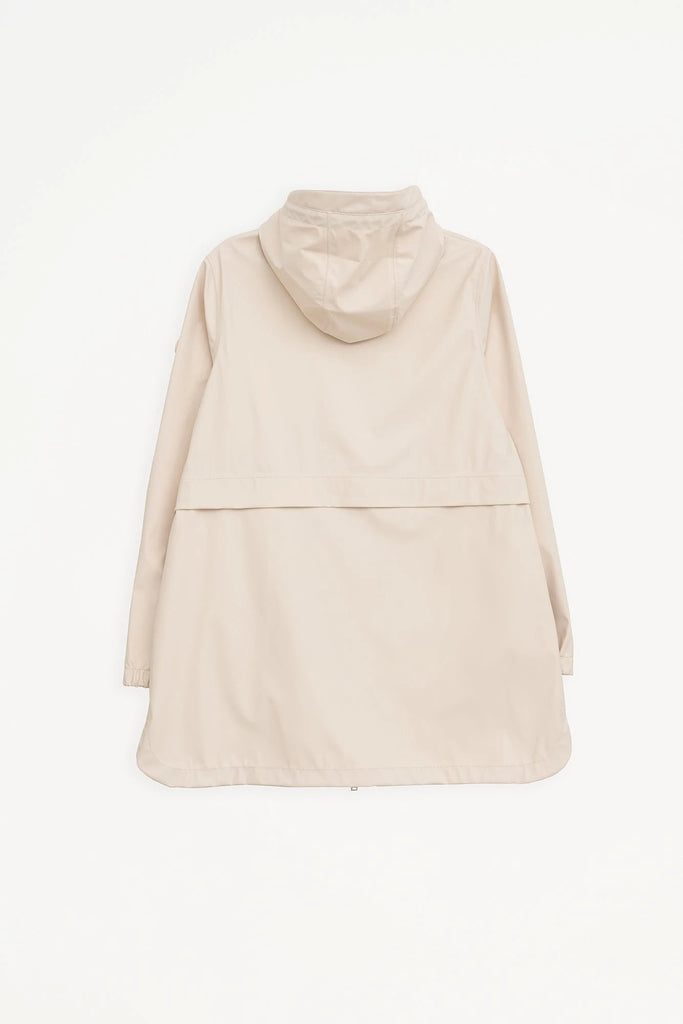  Chaqueta impermeable Brouillard de Mujer Tantä. Color blanco roto o crudo