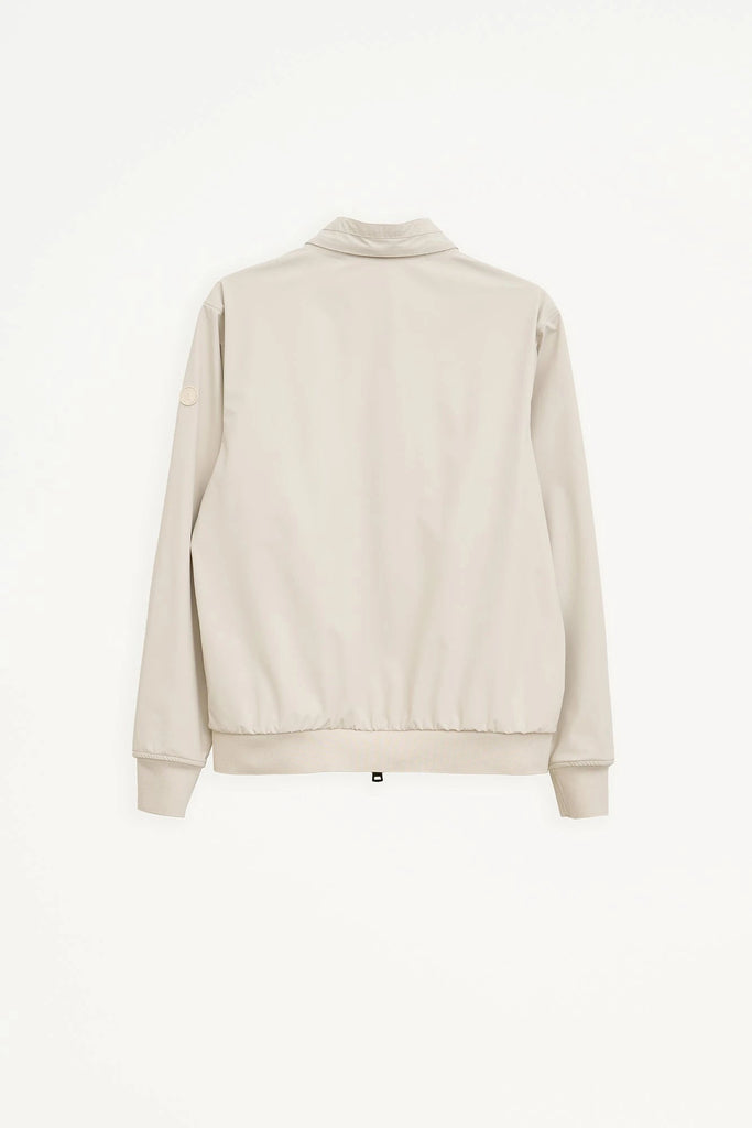 Chaqueta impermeable de hombre Tantä corta de primavera. Blanca