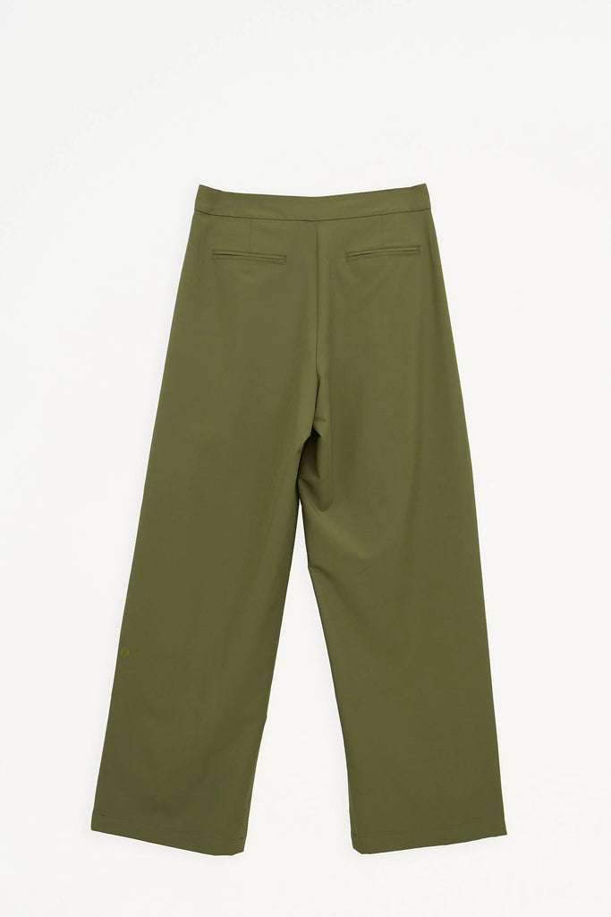 Pantalón ancho de corte holgado de mujer Tantä. Color Verde.