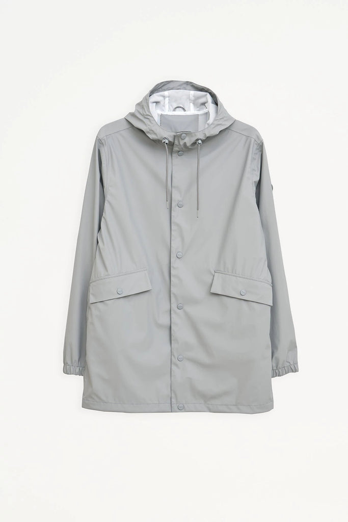 La chaqueta Kabut es un impermeable de corte estándar en PU para Hombre Tantä Gris