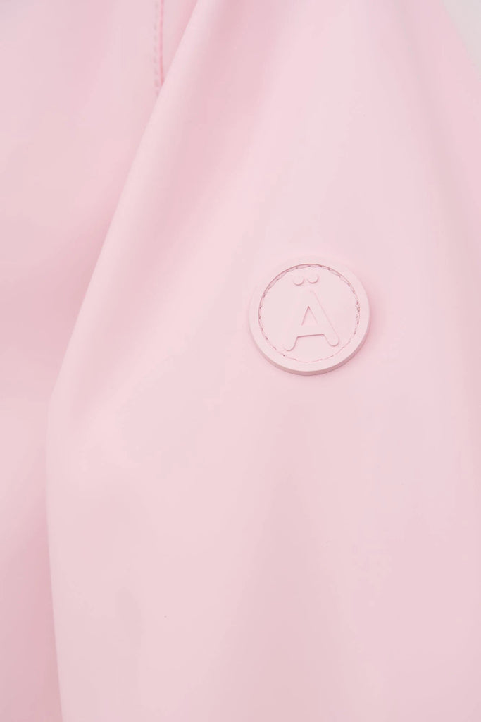 Chaqueta Impermeable Niebla de mujer Tantä. Color rosa.