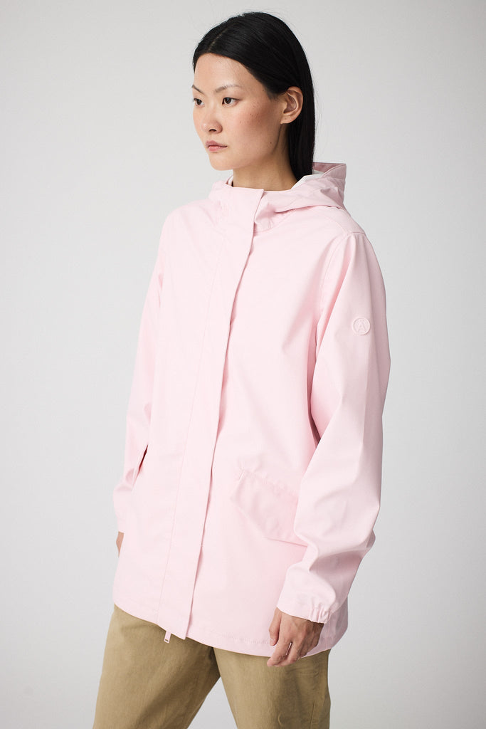 Chaqueta Impermeable Niebla de mujer Tantä. Color rosa.