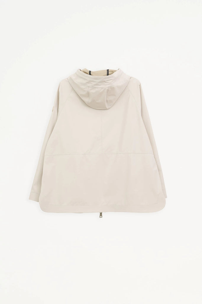 Chaqueta impermeable sport de mujer Noe en softshell. Tantä. Color Blanco roto