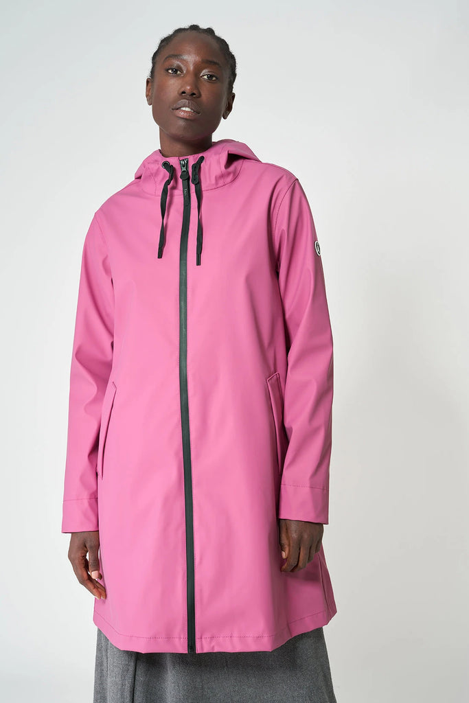 Nuovola Red Violet Tantä Rainwear FW24