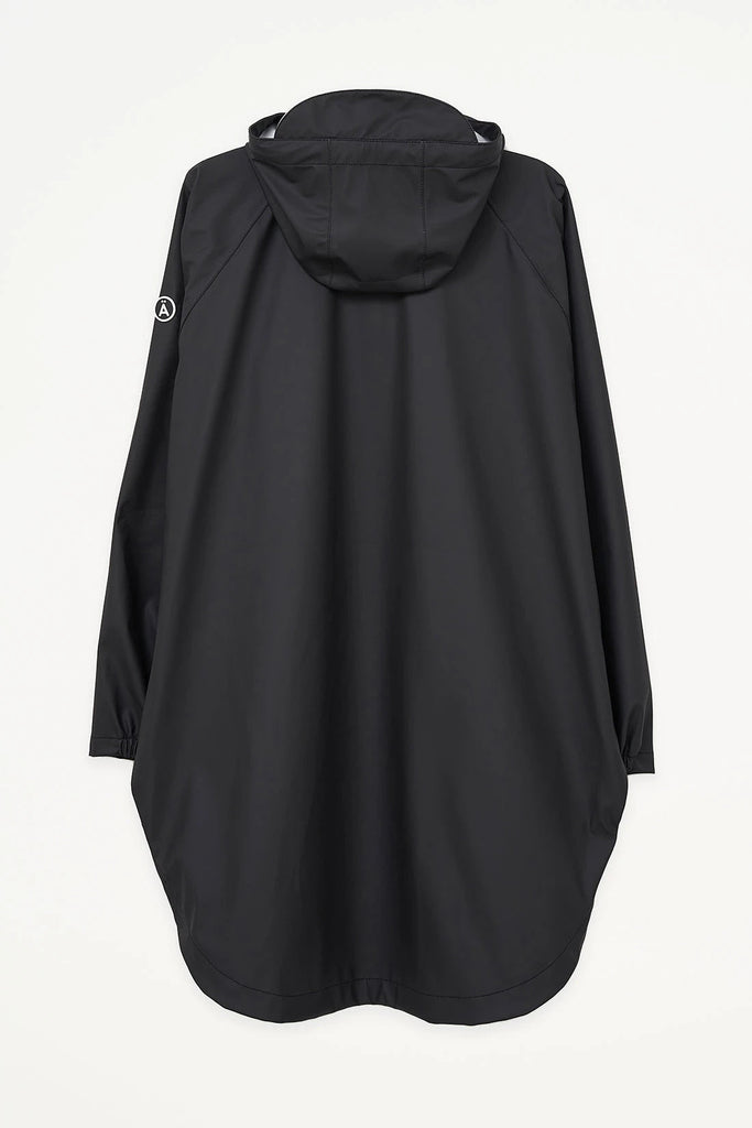 Chubasquero Impermeable de mujer SKY. Color negro