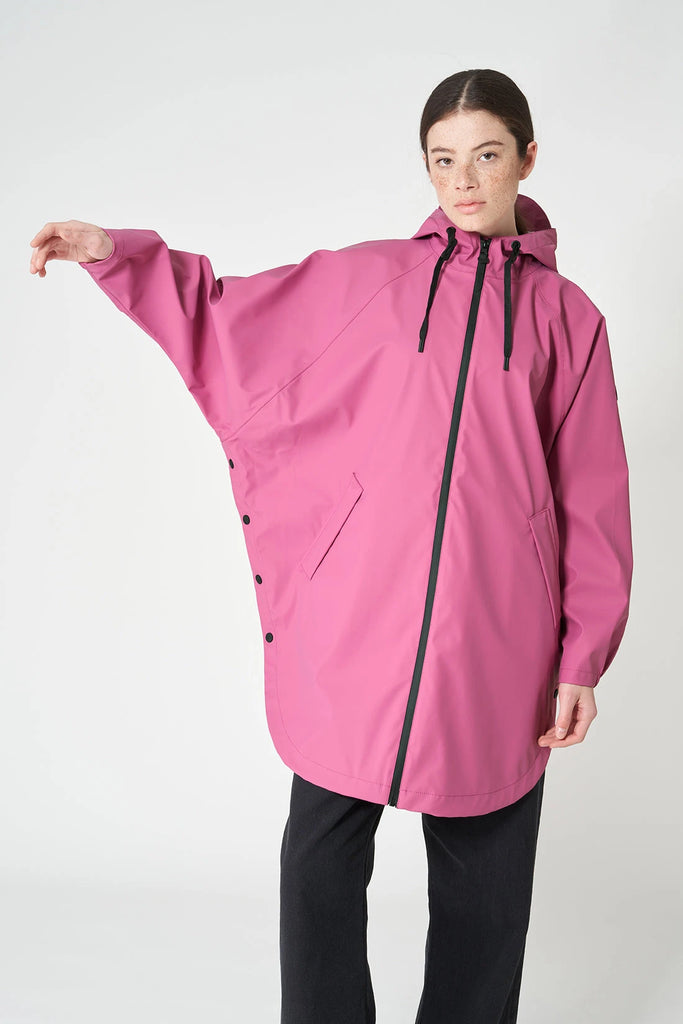 Sky Red Violet Tantä Rainwear FW24