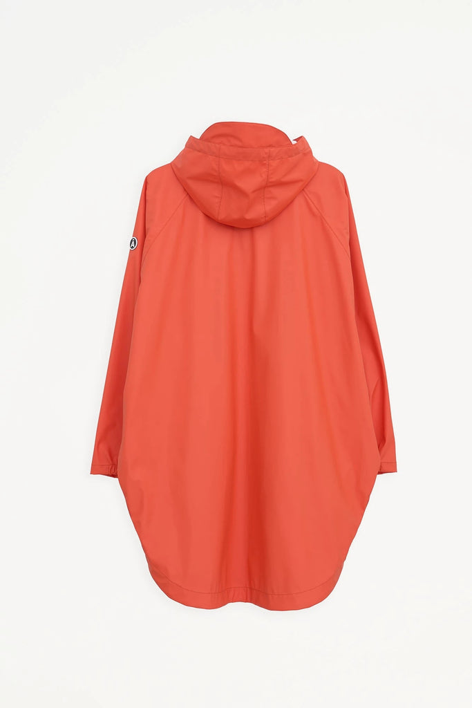 Chaqueta impermeable en poliéster reciclado de mujer SKY Tantä. Color naranja