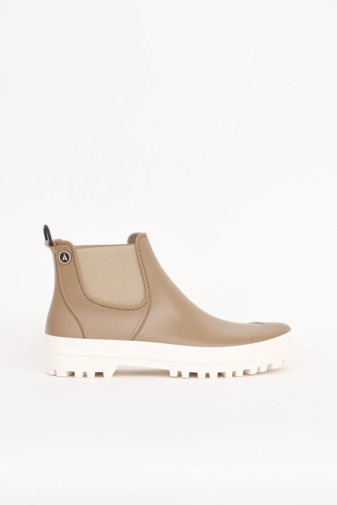 Botas impermeables Tantä fabricadas en España. Kropla - Beis y blancas