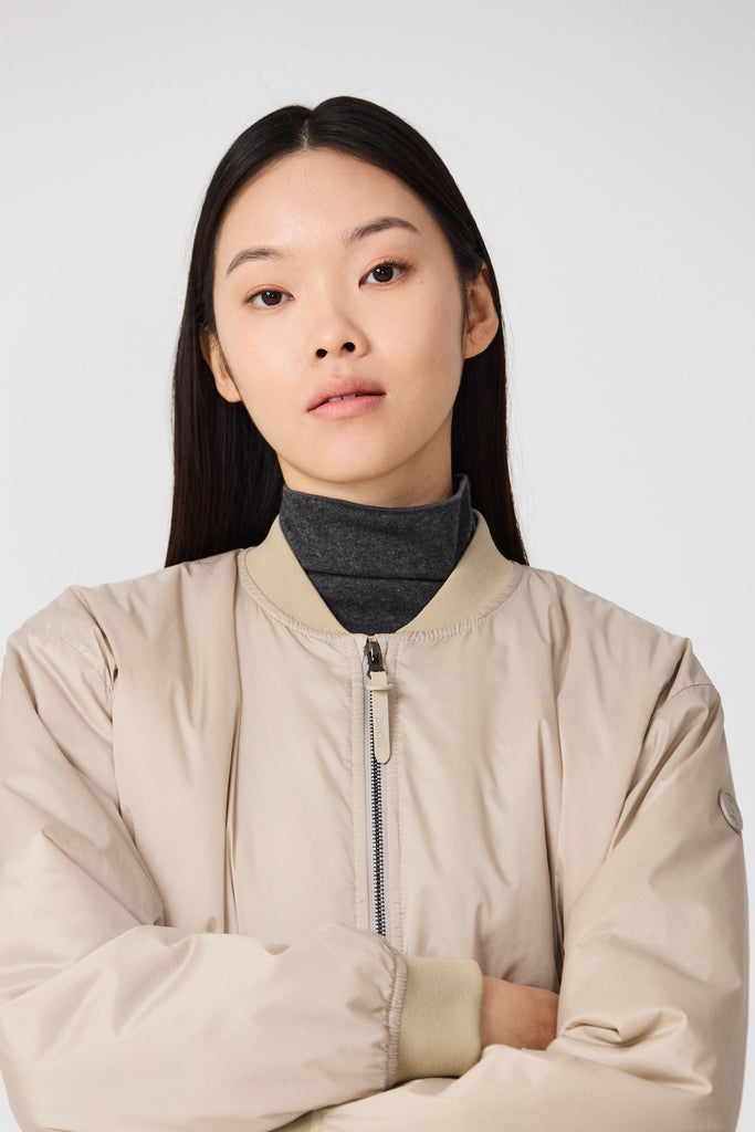 Chaqueta impermeable acolchada Mujer