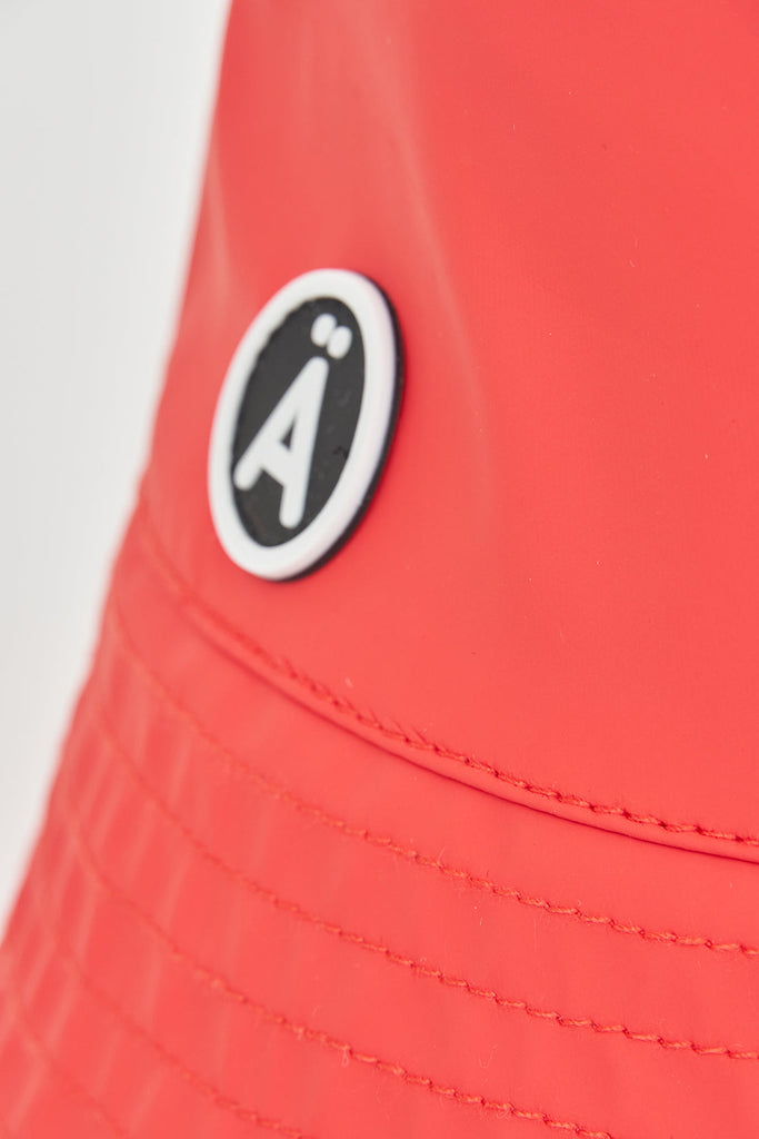 Gorro impermeable Drëpsen Tantä rojo