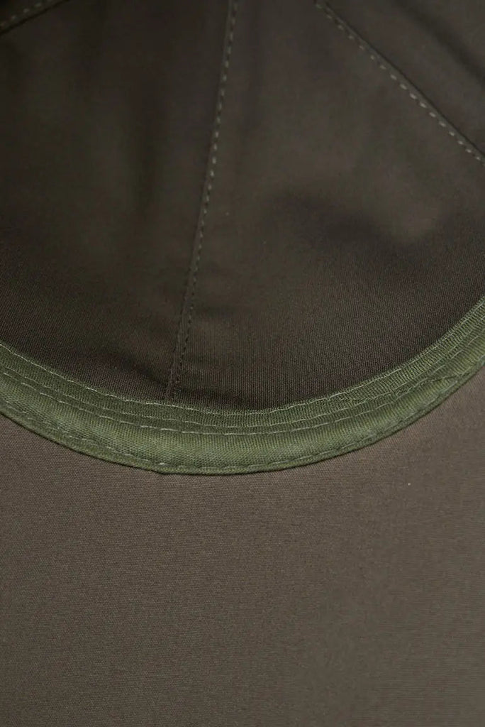 Gorra impermeable hombre y mujer Tantä. Ulan verde khaki