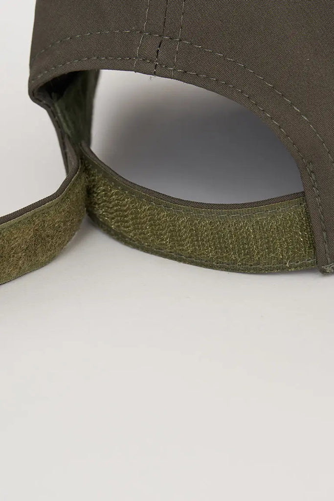 Gorra impermeable hombre y mujer Tantä. Ulan verde khaki