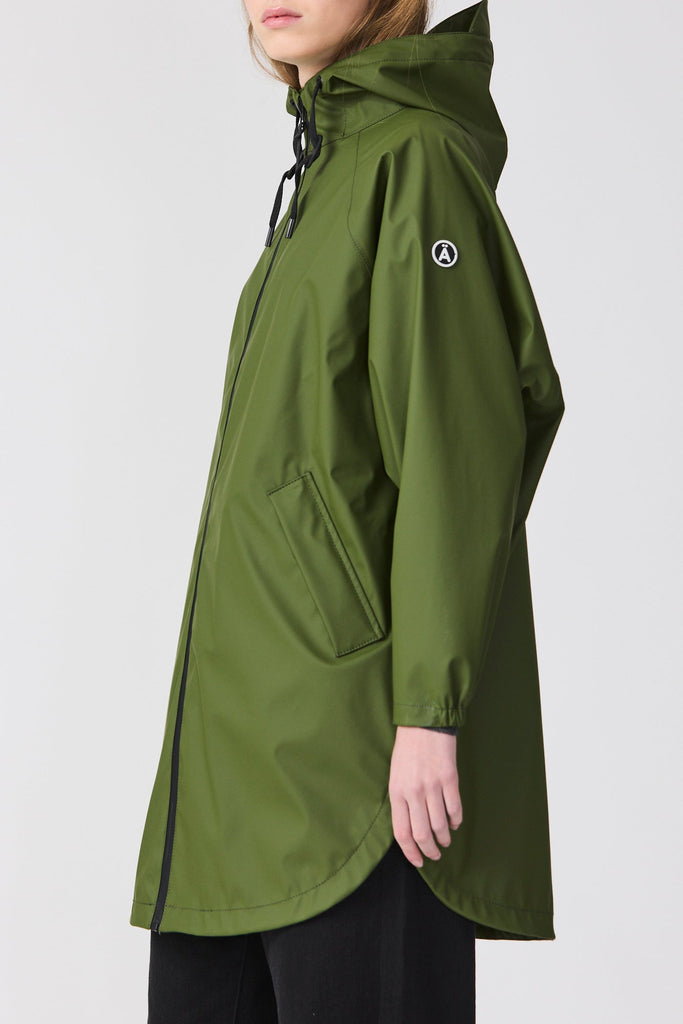 Chaqueta Impermeable de Poliéster Reciclado Mujer- verde