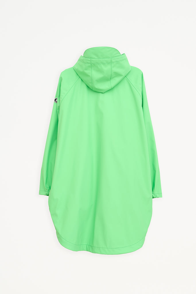 Chaqueta impermeable de Mujer SKY en poliéster reciclado, con costuras selladas. Tantä. Color Verde eléctrico