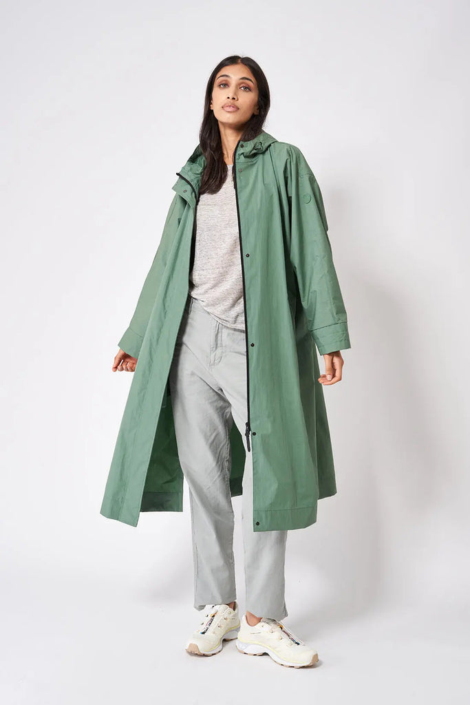 Tihkusade Dark Ivy Tantä Rainwear SS23