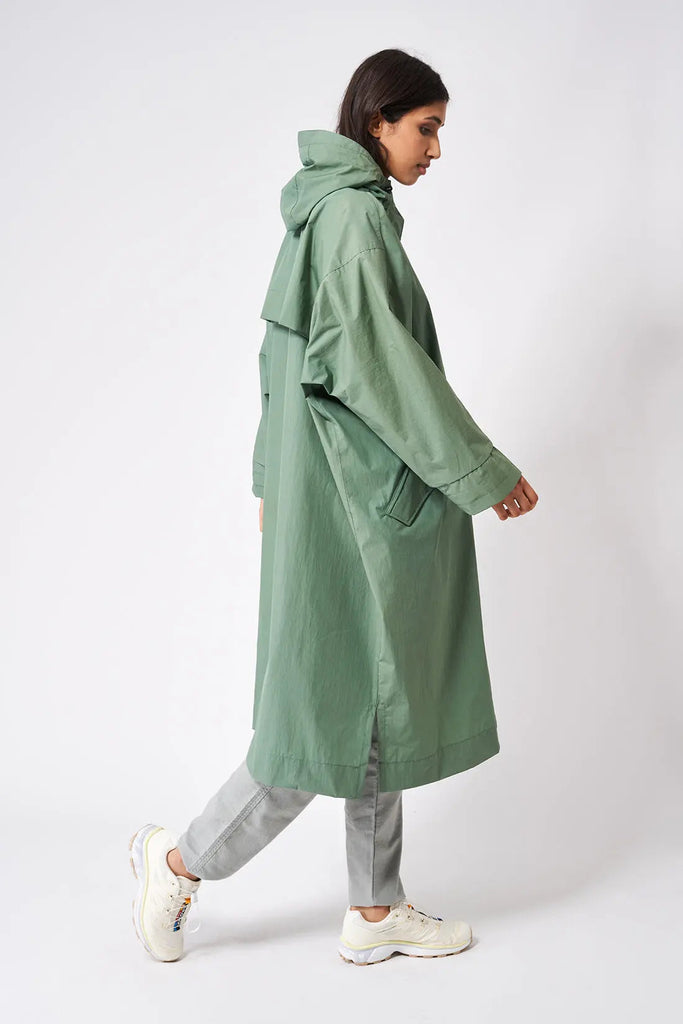 Tihkusade Dark Ivy Tantä Rainwear SS23