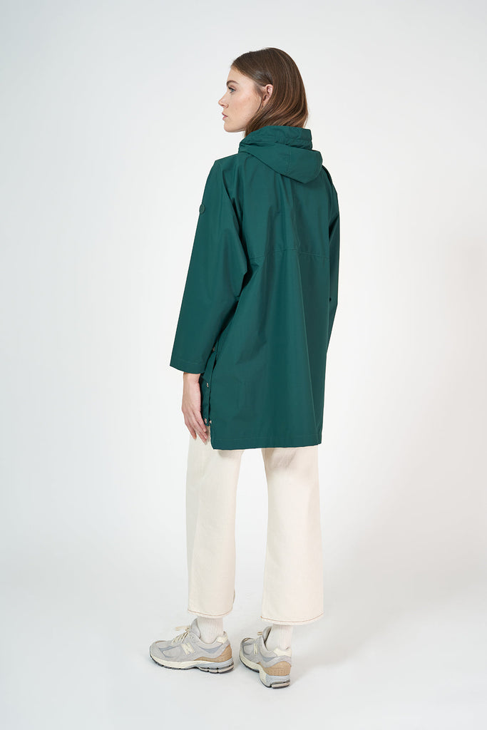 Poncho impermeable Rominjati Tantä verde oscuro
