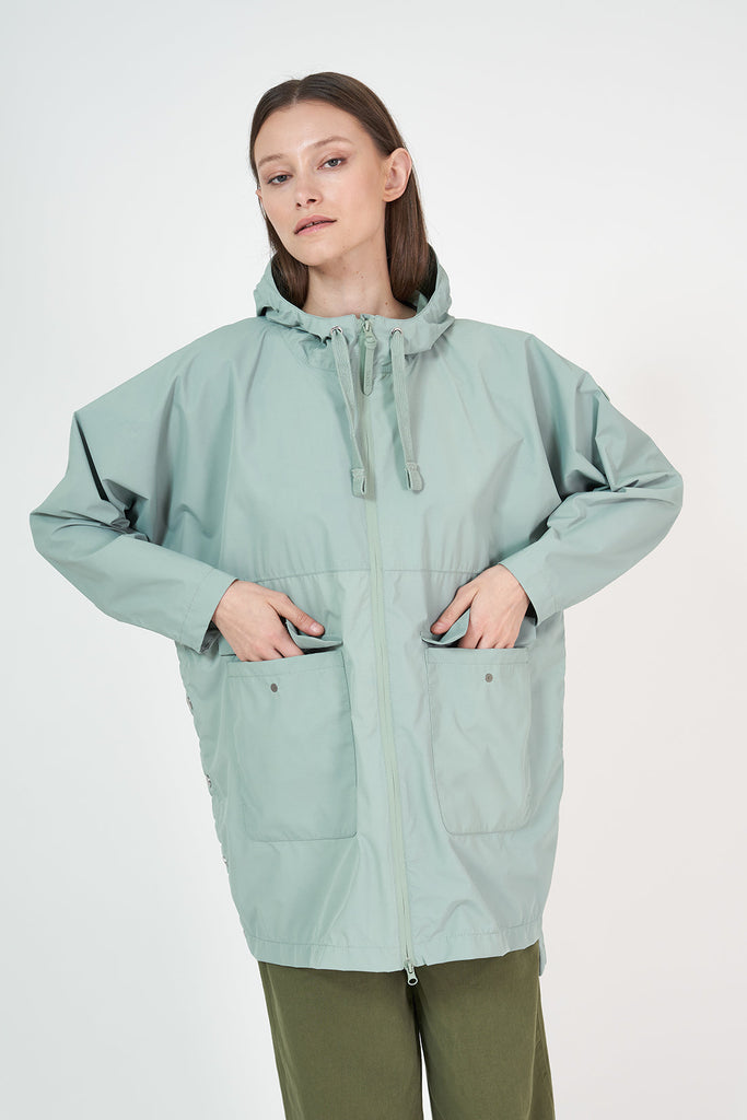 Poncho impermeable Rominjati Tantä verdePoncho impermeable Rominjati Tantä verde