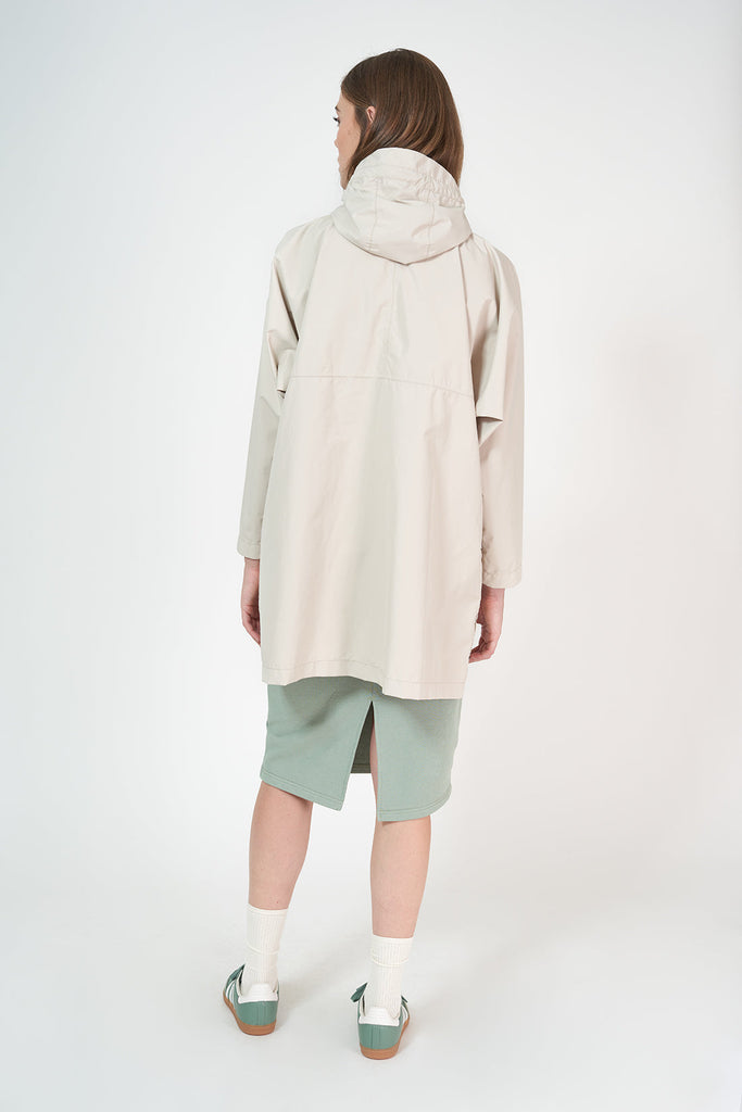 Poncho impermeable Rominjati de mujer Blanco