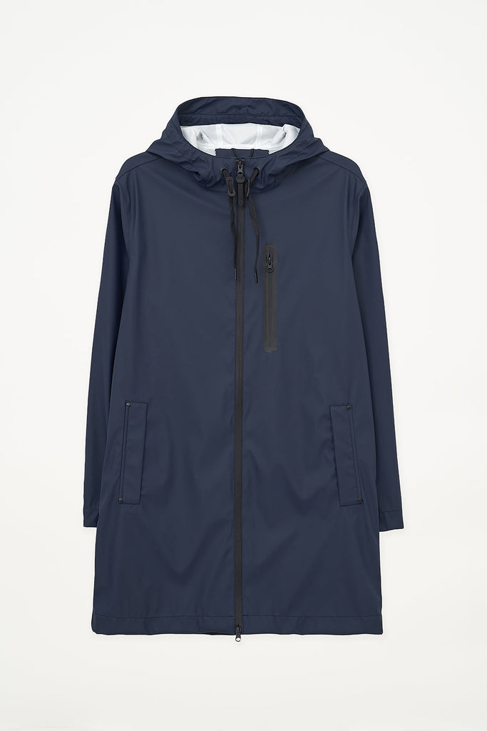 Chaqueta 100% impermeable de hombre Tantä. Color azul marino. Totiri Navy