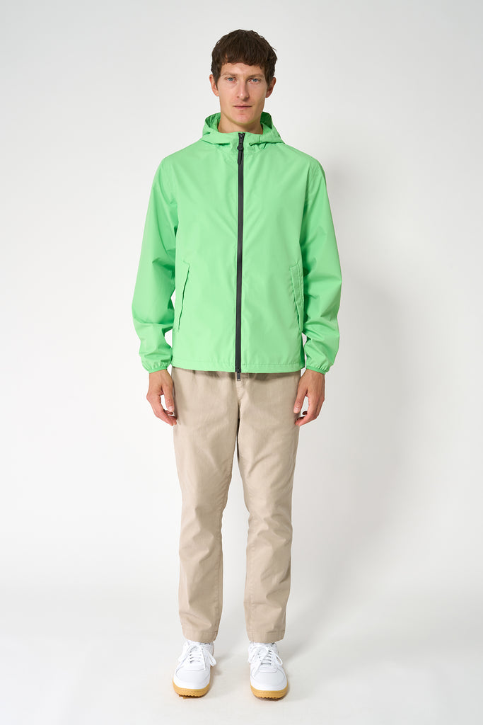  Chaqueta Tantä de HOMBRE Liutis es impermeable. Verde 