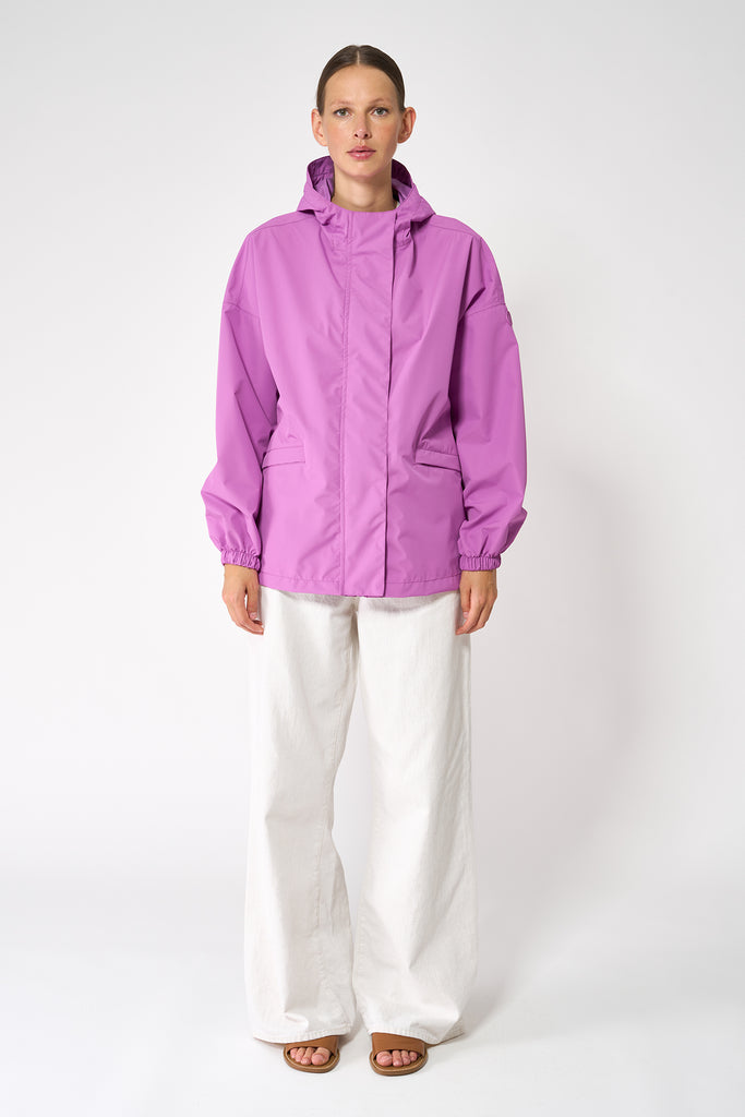 Chaqueta impermeable Lainoa de mujer Tantä  Color Púrpura