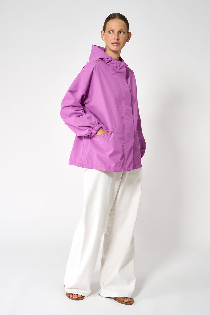 Chaqueta impermeable Lainoa de mujer Tantä  Color Violeta