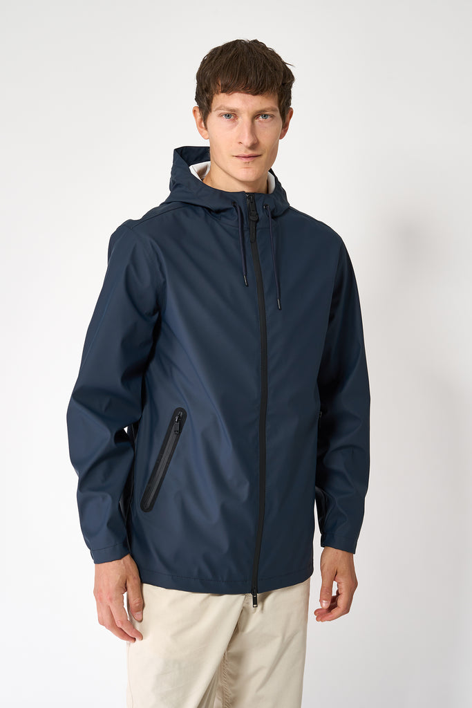 La chaqueta impermeable Ulap de Hombre Tantä. Azul Marino