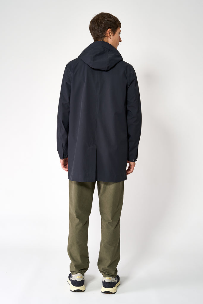 Trench o gabardina sin costuras Tantä de hombre Azul oscuro.