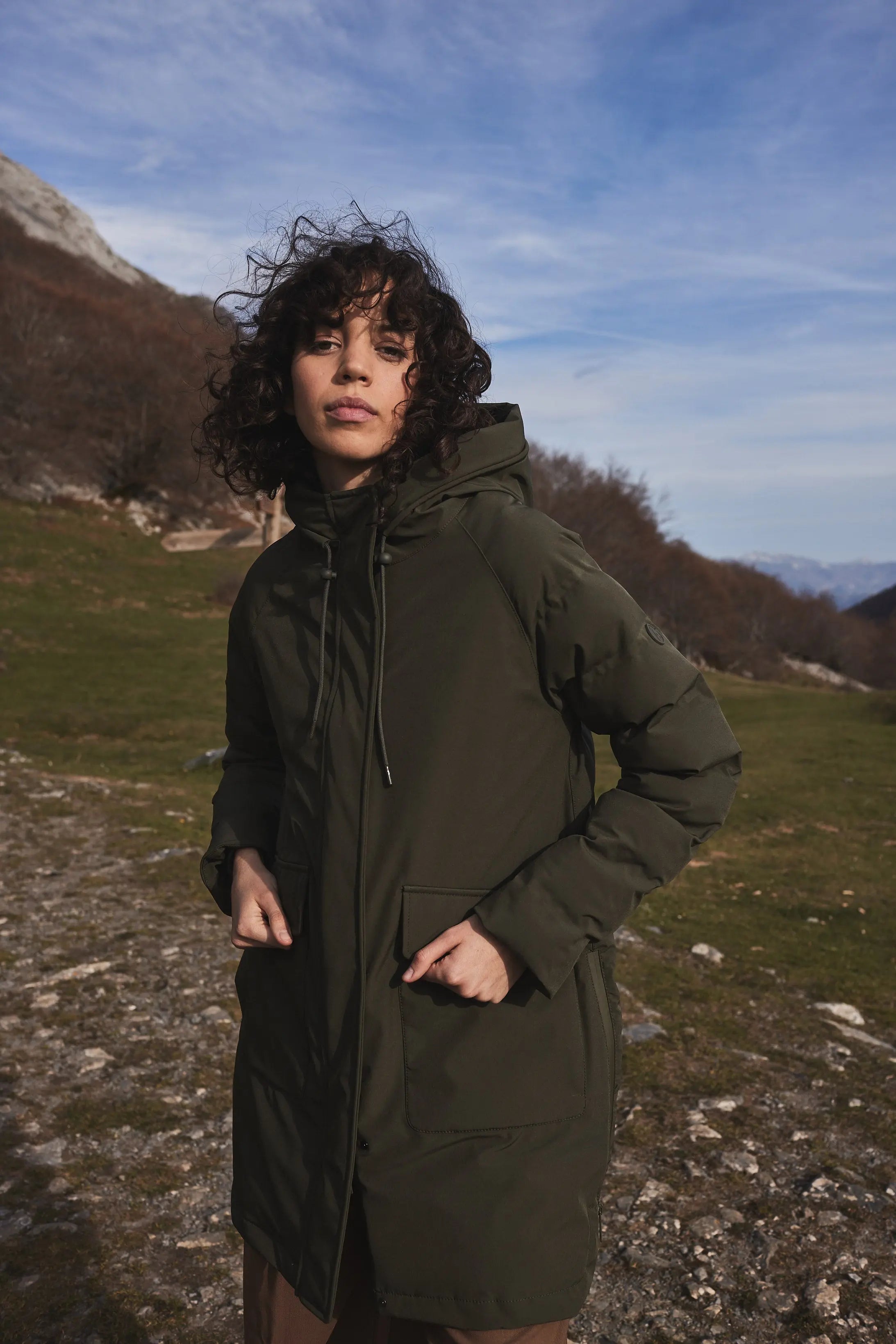 Abrigo impermeable transpirable de mujer Tantä color Verde – Tantä Rainwear