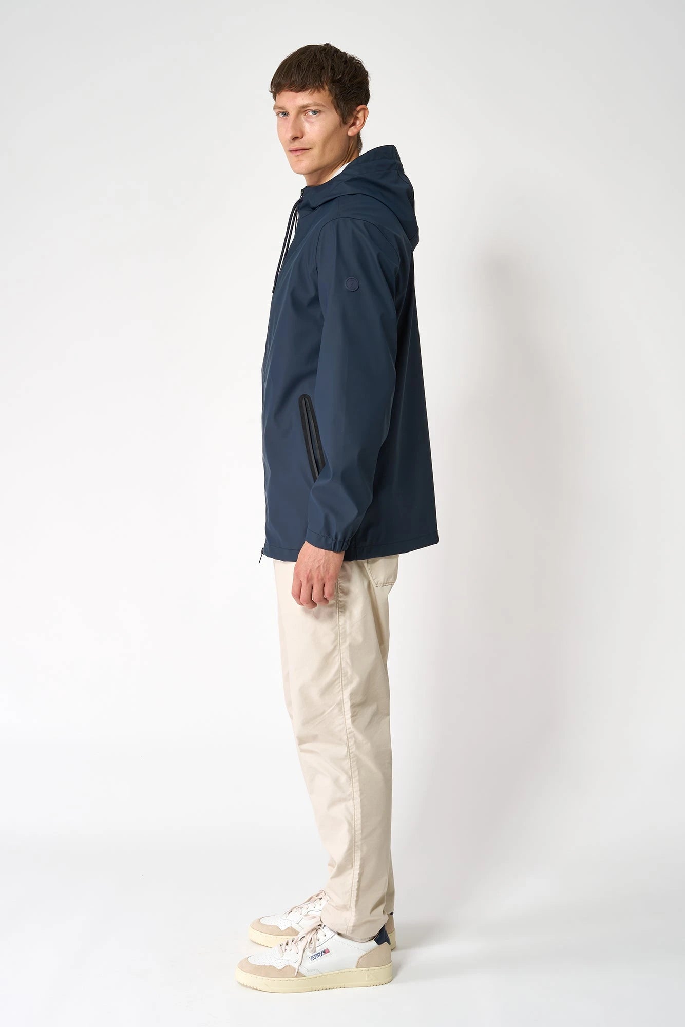 AnnonceVeste pour homme avec fermeture éclair AnnonceVeste pour homme avec fermeture éclair