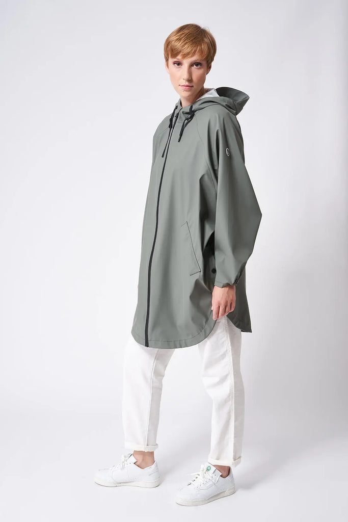 Sky Castor Gray Tantä Rainwear FW23
