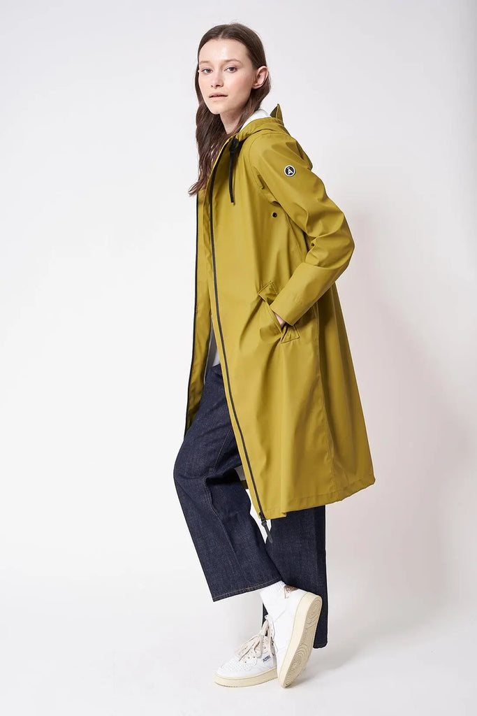 Women's raincoats and waterproof jackets – Tantä Rainwear