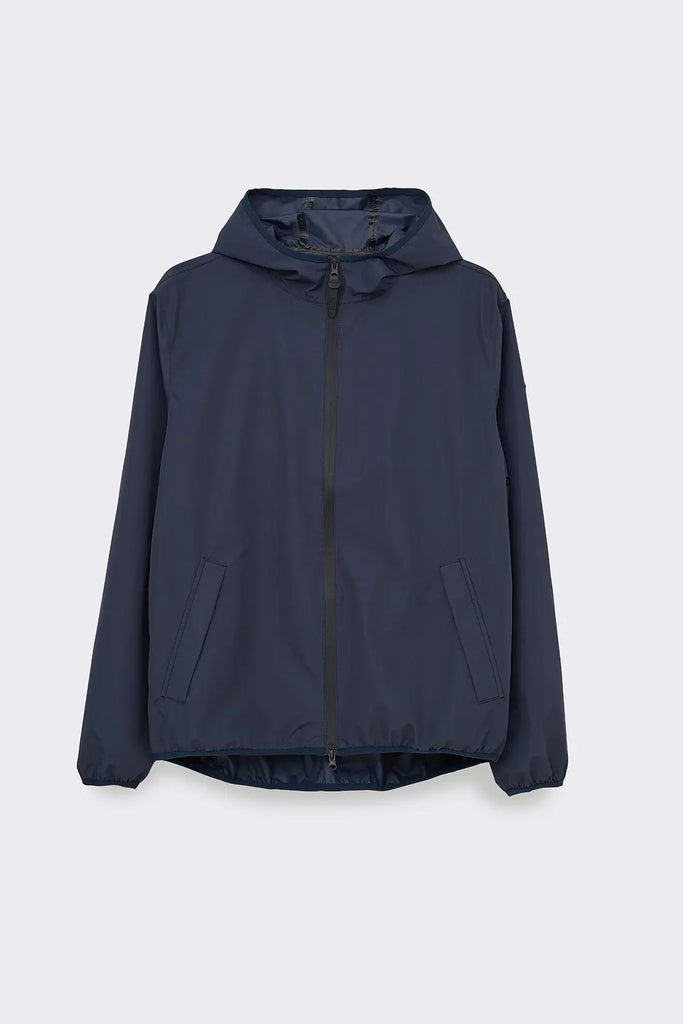 Cazadora reciclada  100% impermeable de hombre Tantä. Color azul marino. Dugga Navy
