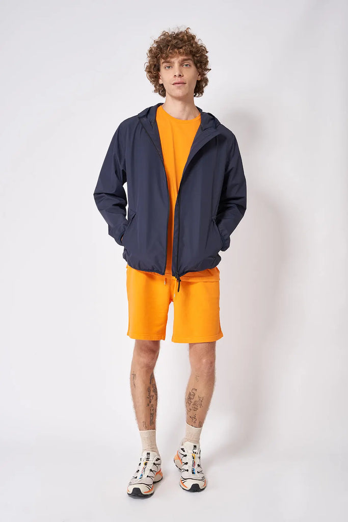Cazadora reciclada  100% impermeable de hombre Tantä. Color azul marino. Dugga Navy